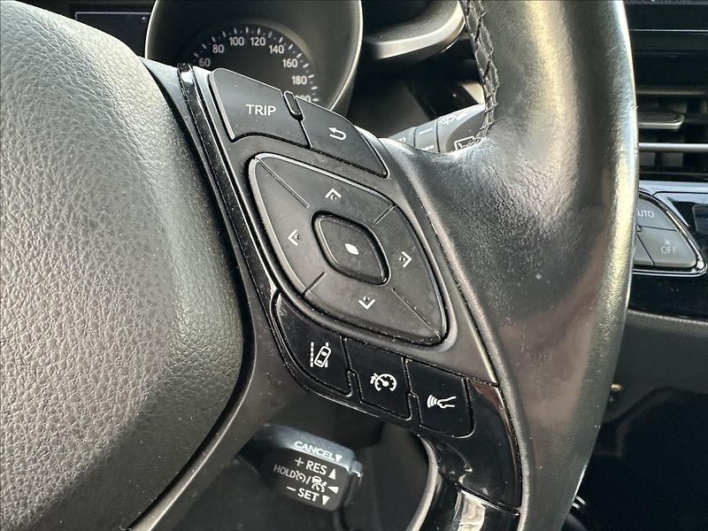 Toyota C-HR 1,2 4x4 TOP - fotka 23 z 32
