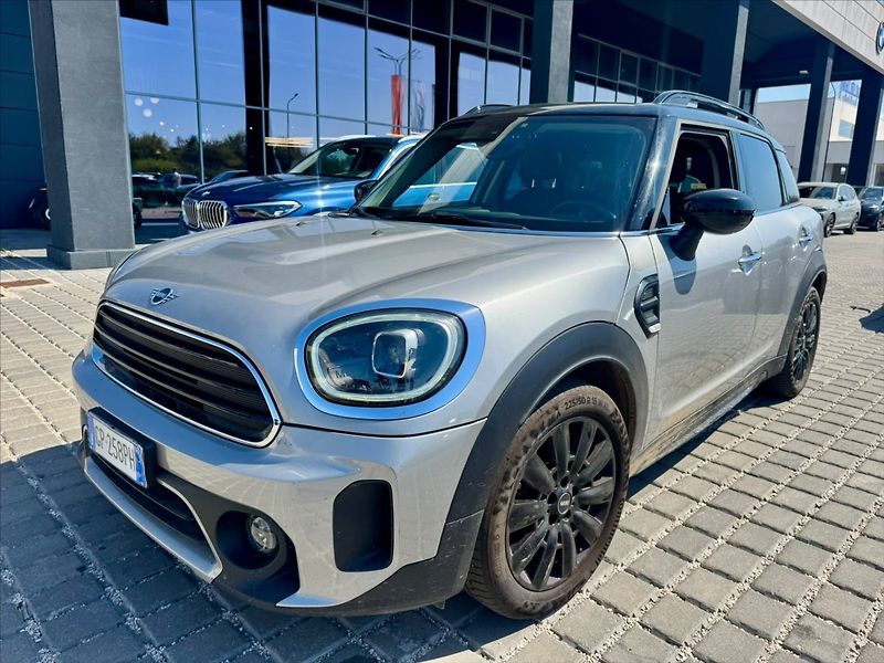 Mini Countryman 2,0 D Cooper F60 110kw Automat - fotka 1 z 17