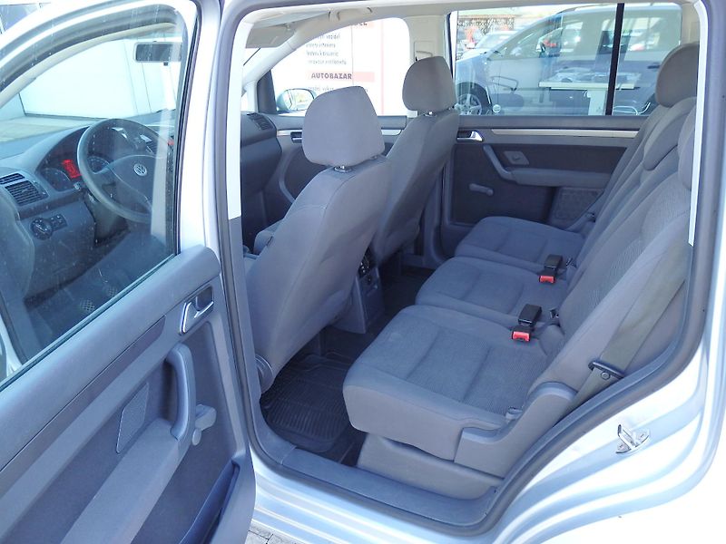 Volkswagen Touran 1,9TDi 77kW KLIMA, ZÁVĚS - fotka 7 z 16