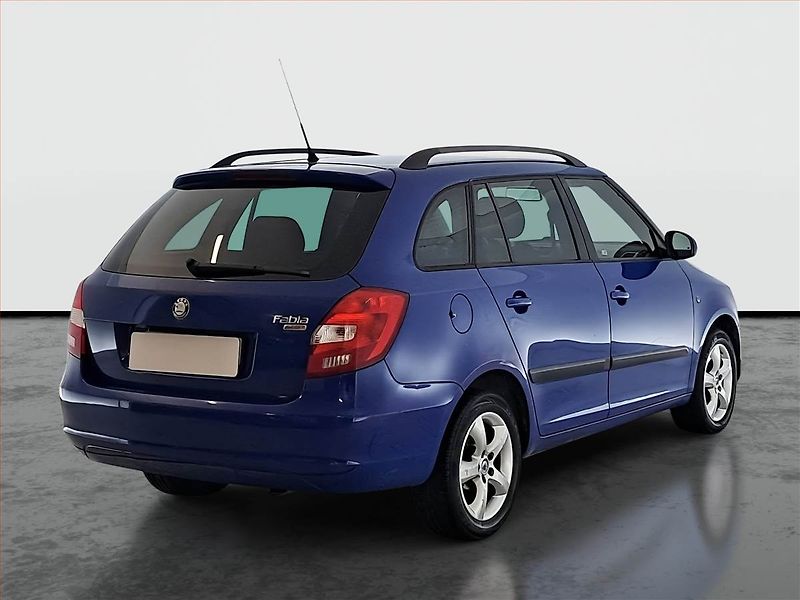 Škoda Fabia (2008) 1.9 TDI, po STK, jezdí výborně - fotka 5 z 16