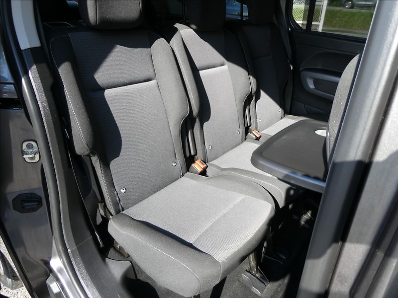 Toyota ProAce City Verso 1,2 T 96kW Long 7.míst,AT8,ČR - fotka 29 z 44