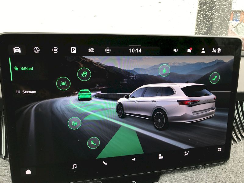 Škoda Superb (2025) COMBI SELEC TD 110/2.0 A7F - fotka 21 z 29