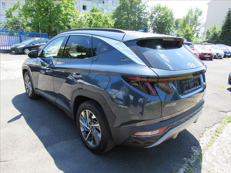 Hyundai Tucson 1,6 CRDi Style AWD AUT - fotka 4 z 35