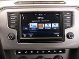 Volkswagen Passat (2017) 2.0 TDI, Automat, Tempomat - náhled 13