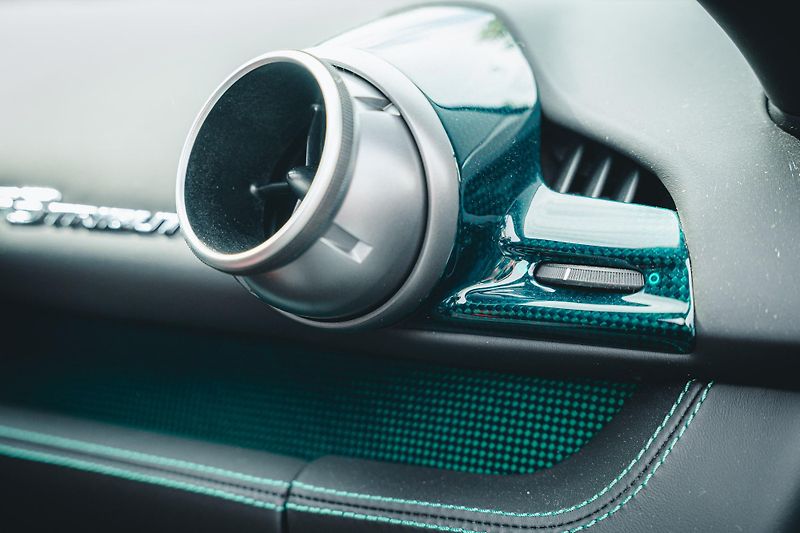 Ferrari F8 (2022) Tributo Special Tailor Made  - fotka 53 z 60
