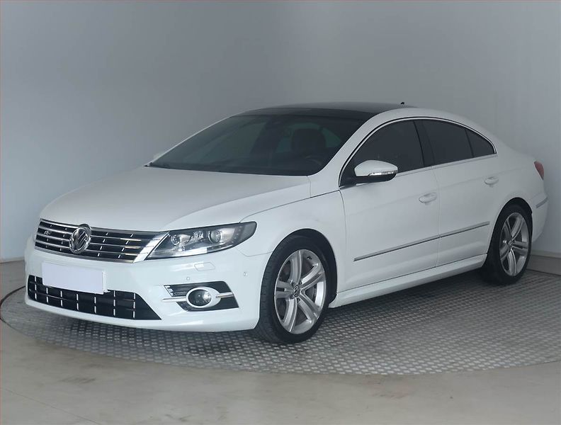 Volkswagen CC (2015) R-line 2.0 TDI, Serv.kniha - fotka 2 z 19