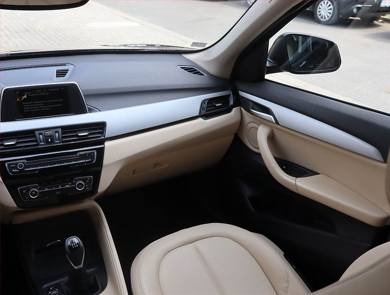 BMW X1 (2016) sDrive16d, Serv.kniha, Kůže - fotka 8 z 25
