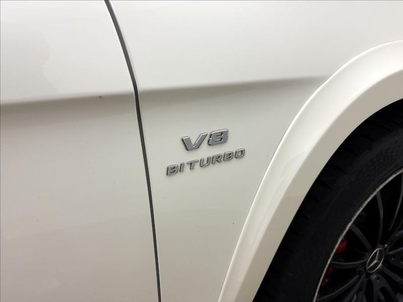 Mercedes-Benz GLS 5,5 63AMG DESIGNO NZTOP PANO - fotka 53 z 61