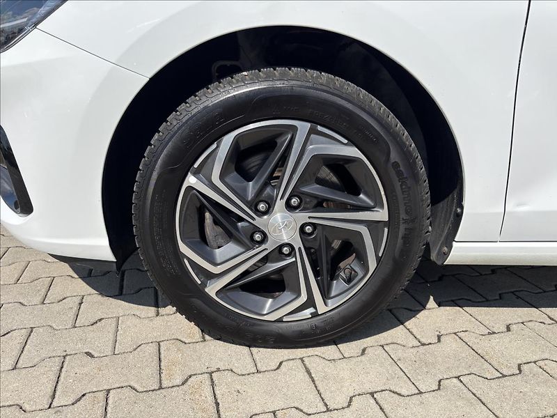 Hyundai i30 1,5 Smart 81kW kombi - fotka 9 z 34