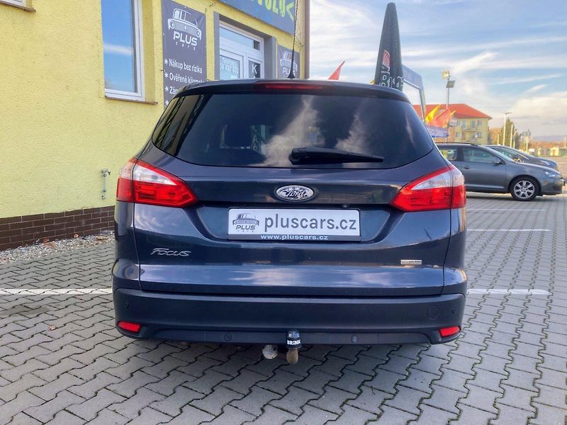 Ford Focus 1,6TDCi (77kW) - fotka 4 z 16