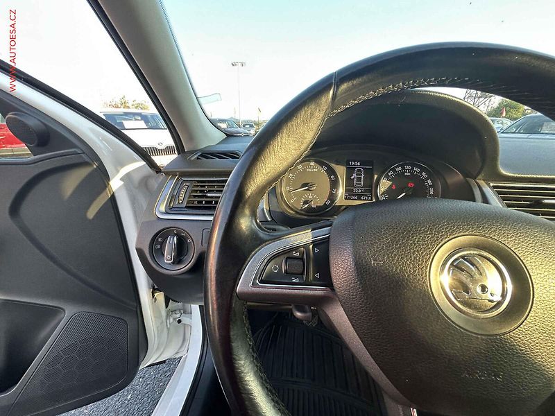 Škoda Rapid (2014) 1.2 TSi, ČR, AC, STK6/28 - fotka 16 z 17