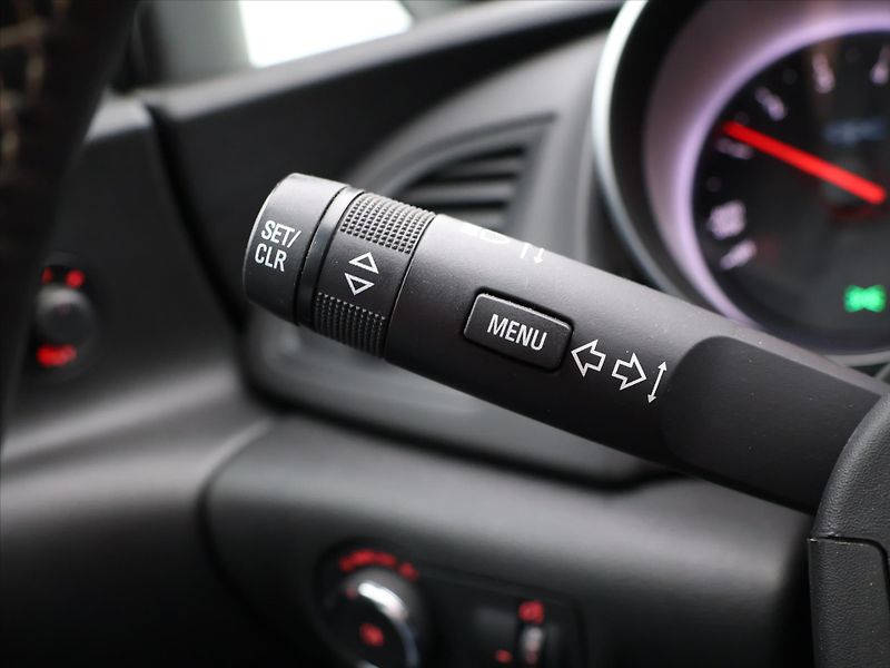 Opel Astra 2,0 T 206kW OPC Black Edit. CZ - fotka 16 z 29