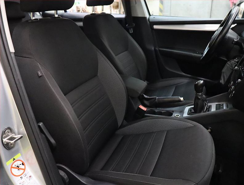 Škoda Octavia (2019) Ambition 2.0 TDI, Tempomat - fotka 9 z 18