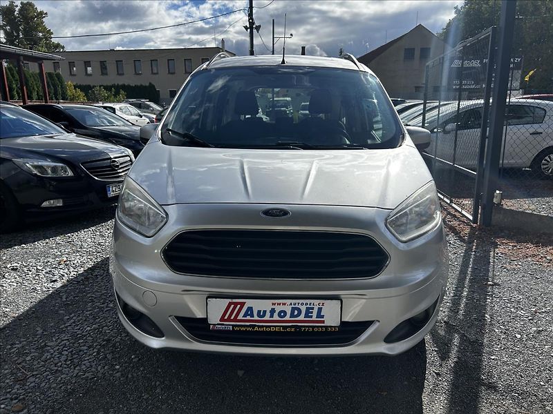 Ford Tourneo Courier 1,0 i 74 kW  Tempomat,Isofix - fotka 9 z 50