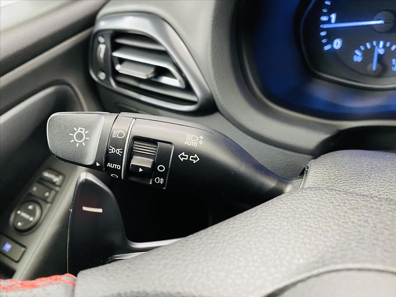 Hyundai i30 1,5 T-GDi 117kW DCT N-Line - fotka 15 z 26