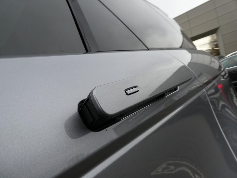 Land Rover Range Rover Evoque 2,0 Dynamic SE D165 aut.4x4 - fotka 39 z 39