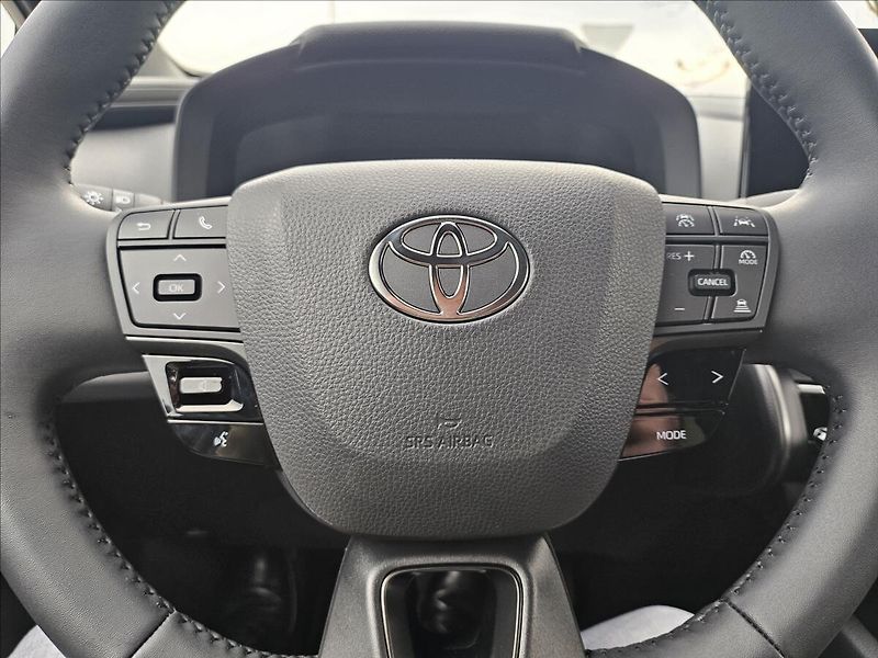 Toyota C-HR 1,8HEV Comfort - fotka 6 z 9