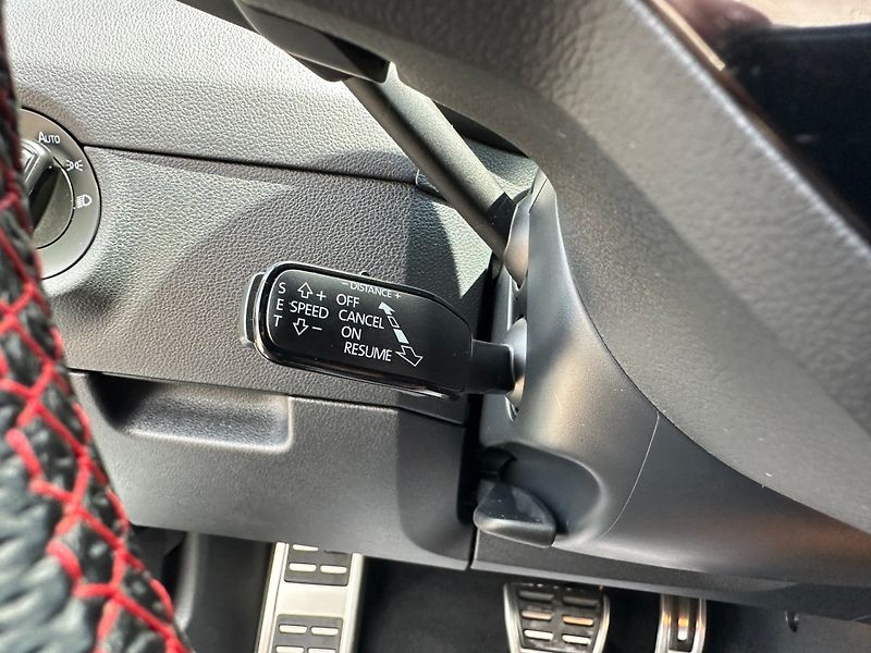 Škoda Octavia (2015) RS 2,0TDI 135kw DSG - fotka 16 z 28