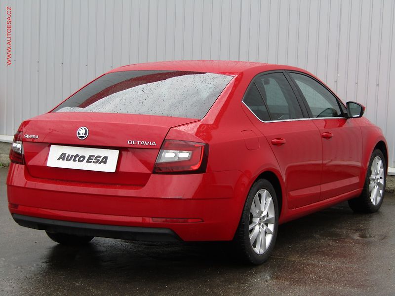 Škoda Octavia (2019) 2.0 TDi, 1.maj,ČR, Style, LED - fotka 4 z 21