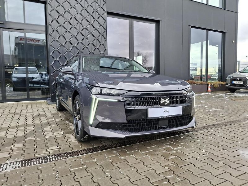 DS Automobiles DS4 (2026) N°4 JULES VERNE HYBRID 145 - fotografie inzerátu