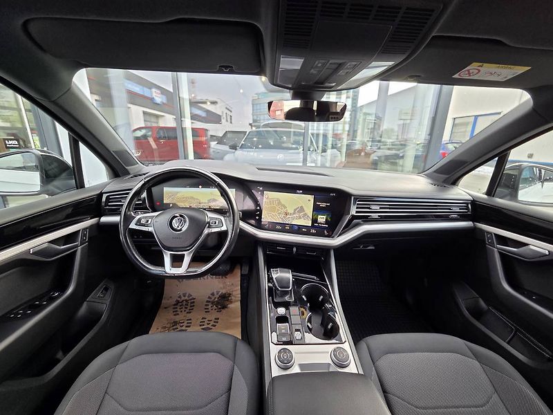 Volkswagen Touareg (2019) 3.0 TDI DSG Vzduch - fotka 12 z 42