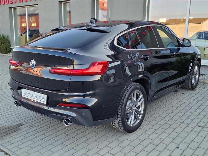 BMW X4 30d Xdrive M Sport, ČR,1.Maj. - fotka 10 z 50