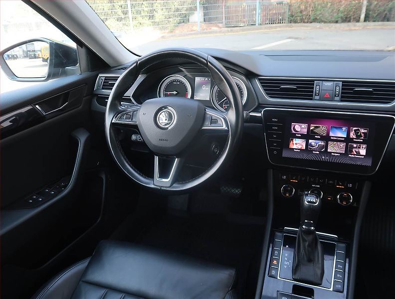 Škoda Superb (2017) Laurin&Klement 2.0 TDI 4x4 - fotka 7 z 30