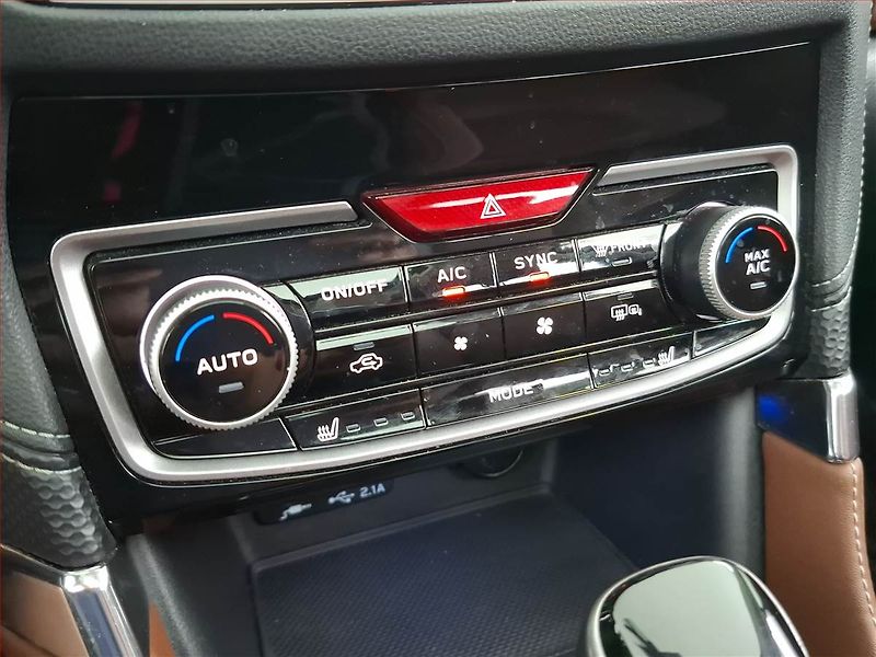 Subaru Forester (2020) 2.0 e-Boxer MHEV - fotka 19 z 25