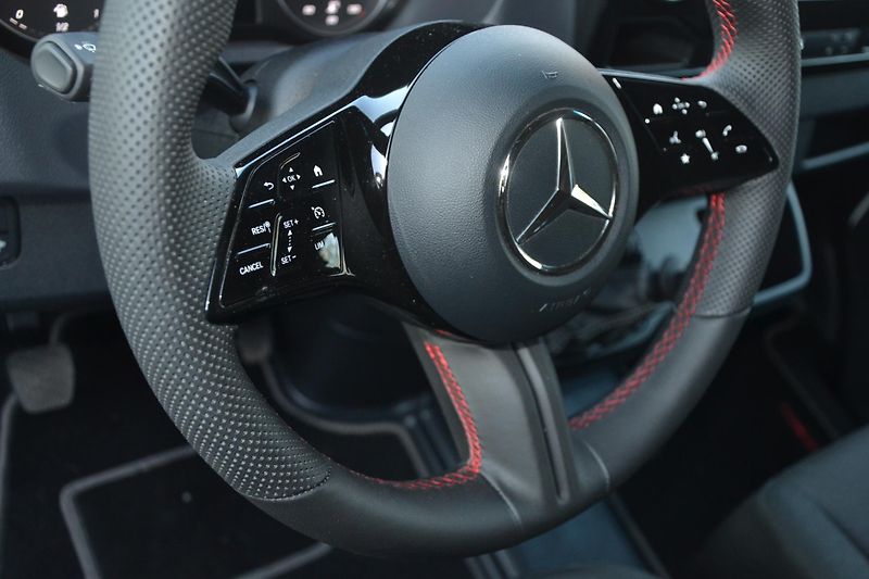 Mercedes-Benz Sprinter 317 XL výbava 22.000 km  - fotka 6 z 33