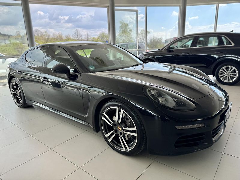 Porsche Panamera Diesel*221kW*Chrono*Webasto - fotka 4 z 33