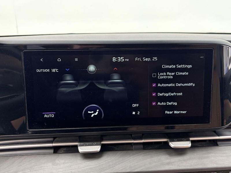 Kia Carnival (2022) 2.2 Diesel Automat 6+3 míst - fotka 18 z 34