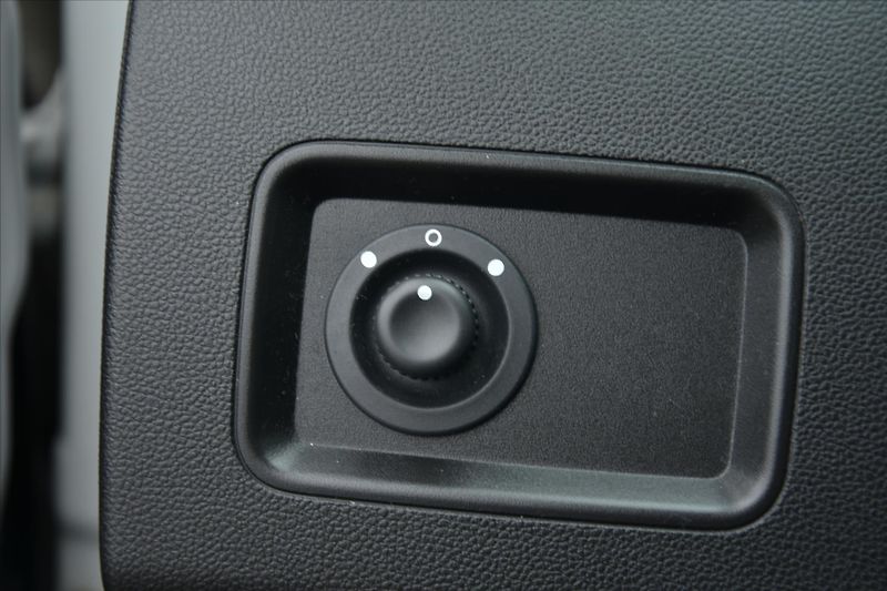 Dacia Duster 1.0TCe 67kW 1. MAJITEL ČR - fotka 16 z 21