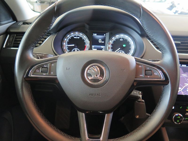 Škoda Octavia (2020) 2.0TDI,DSG,kamera,klim,navi - fotka 7 z 27