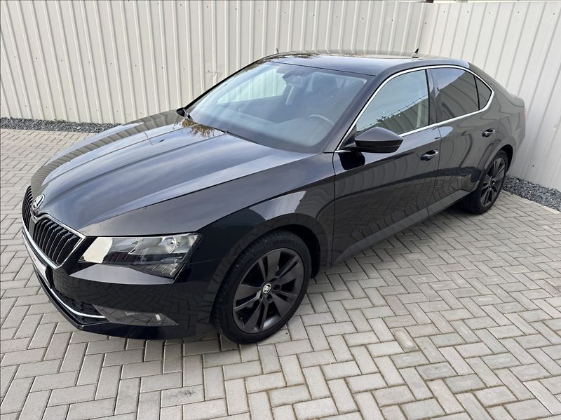 Škoda Superb 1,6 TDI Navi TZ park. kamera - fotka 5 z 50