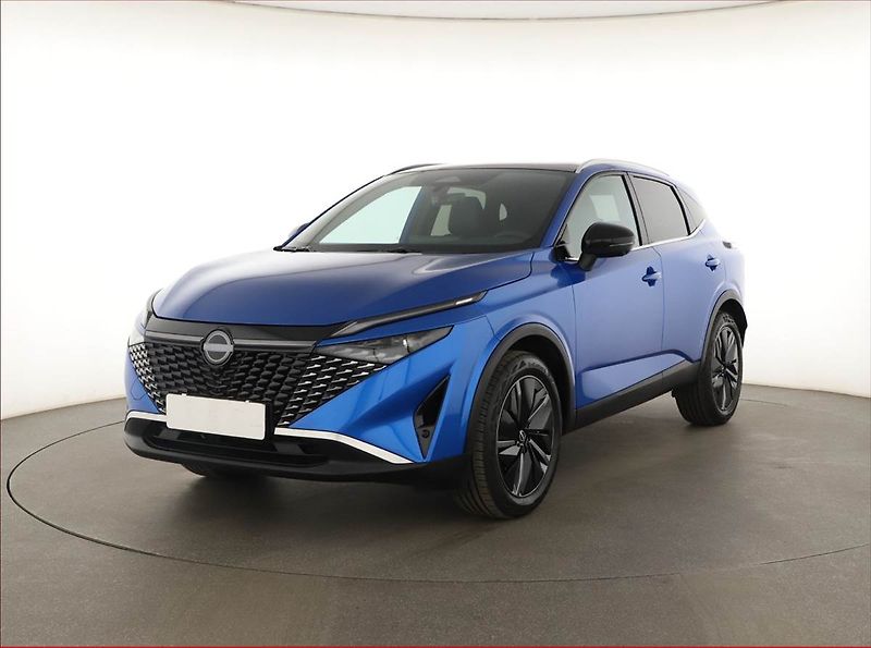 Nissan Qashqai (2025) 1.3 DIG-T MHEV, TEKNA, DPH - fotka 2 z 19