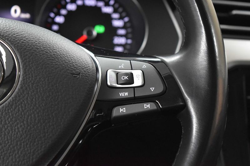 Volkswagen Passat 2.0 TDI 110*DSG*KAMERY360*ACC* - fotka 20 z 43