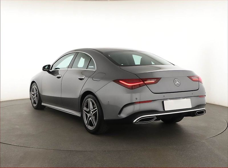 Mercedes-Benz CLA (2025) 200 - fotka 4 z 20
