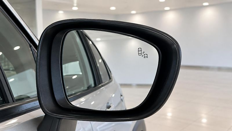 Opel Crossland X (2017) - fotka 12 z 23