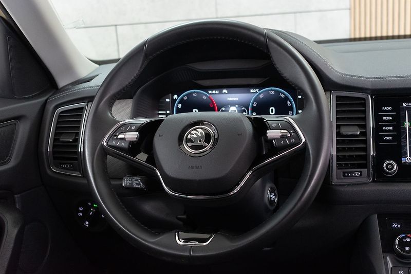 Škoda Kodiaq 2.0 TDI DSG*STYLE*ACC*DPH*ČR 1 - fotka 18 z 43