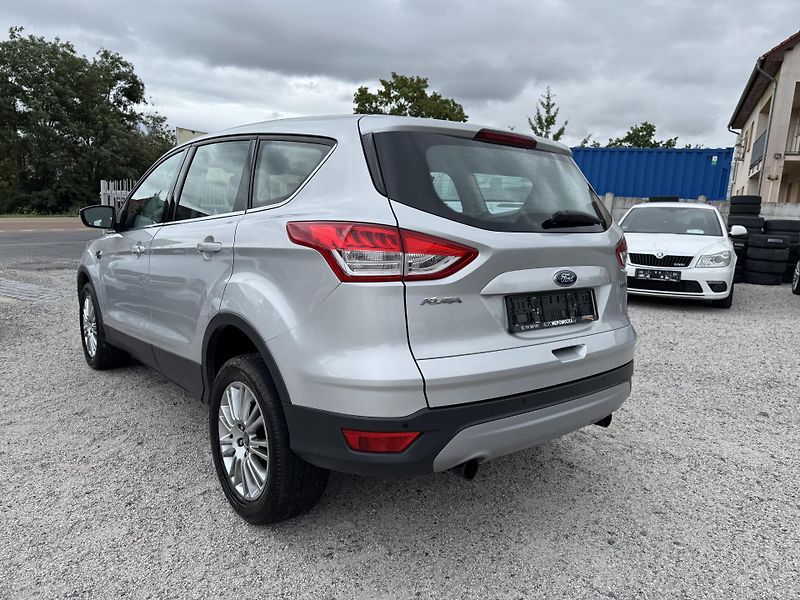 Ford Kuga (2014) 1.6 134 kw, 4x4, Bohatá výbava - fotka 6 z 31