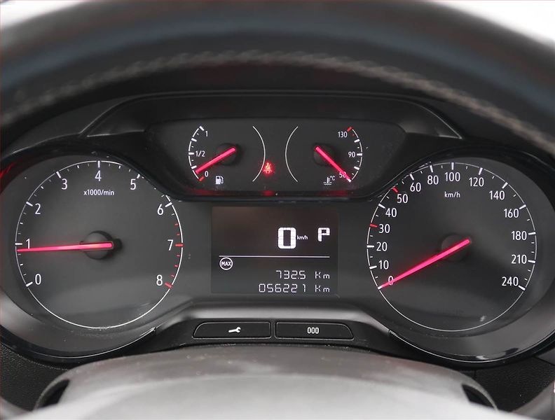 Opel Crossland X (2019) 1.2 Turbo, Automat, Serv.kniha - fotka 11 z 19