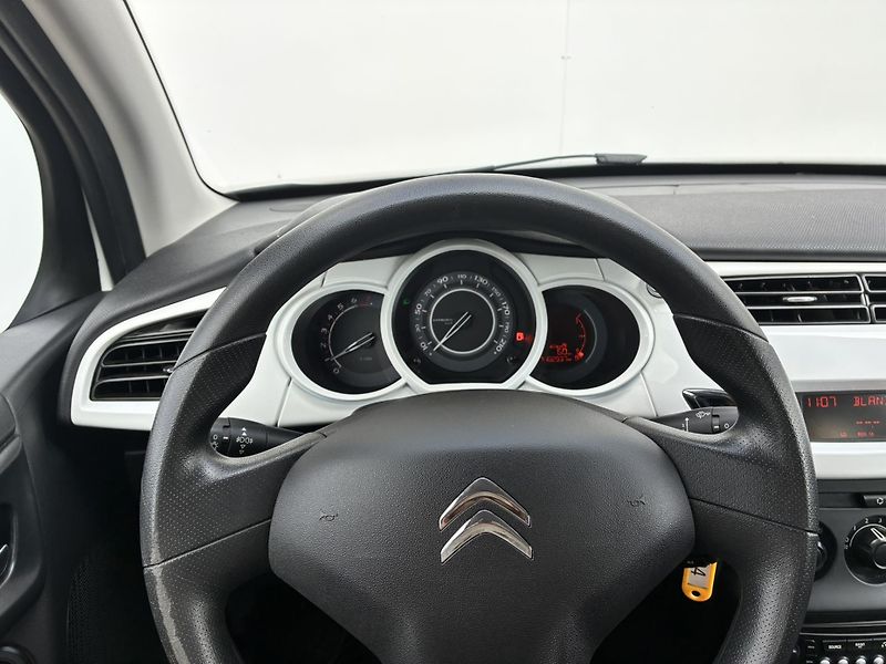Citroën C3 1.2 VTi 60kW - fotka 14 z 19