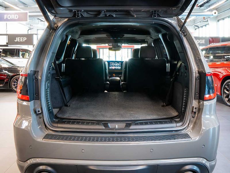 Dodge Durango (2023) 5.7 R/T Hemi Orange Tow N Go - fotka 7 z 38