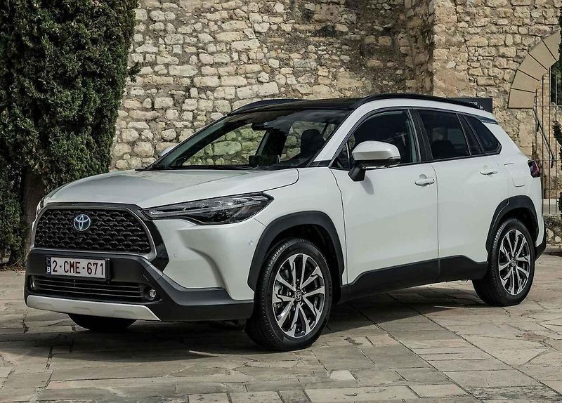 Jedině v případě vozu Hyundai Tucson mají zákazníci možnost volby mezi hybridním nebo dieselovým pohonem
