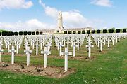 Kostnice Douaumont je památník obsahující kosterní pozůstatky vojáků, kteří zemřeli na bitevním poli během bitvy u Verdunu v I. světové válce.