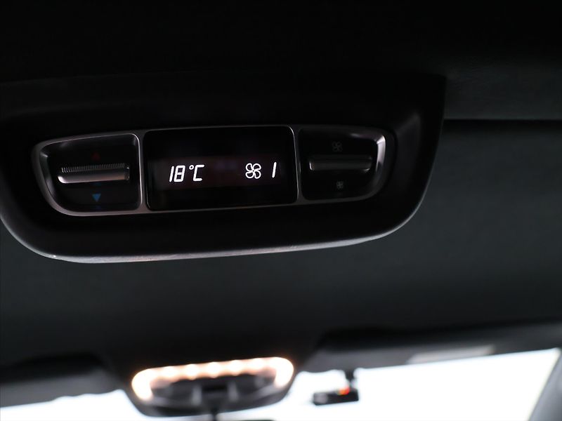 Mercedes-Benz Třídy V 2,1 250d 140kW 7-Míst CZ 4M - fotka 33 z 42