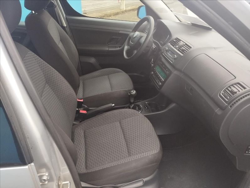 Škoda Roomster 1,2 TSi 63KW - fotka 8 z 16
