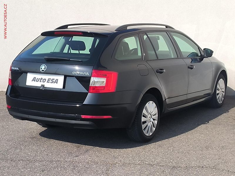 Škoda Octavia (2018) 1.0TSi, 2.maj,ČR - fotka 4 z 16