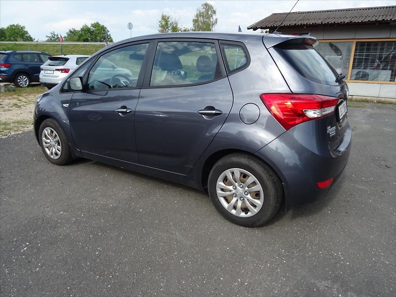 Hyundai ix20 1,4 CVVT 66 kW 1.majitel v ČR - fotka 6 z 18