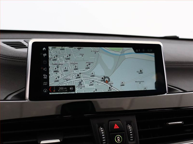 BMW X2 (2019) M Paket xDrive20d - fotka 16 z 21